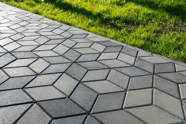 Best Driveway Pavers Near Me  in Johnsburg, IL